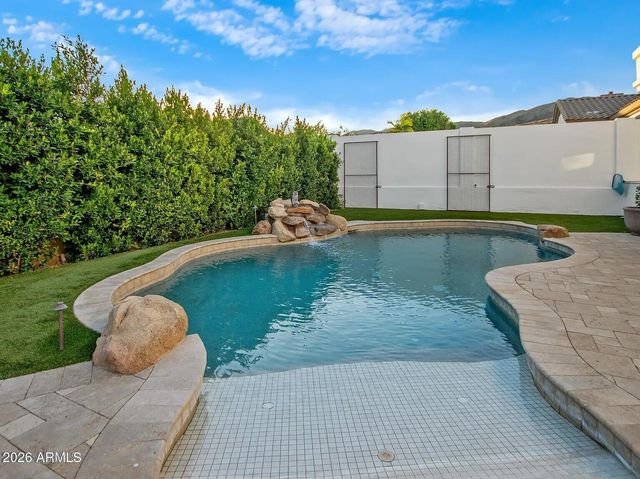 15426 S 4TH Avenue, Phoenix, AZ 85045