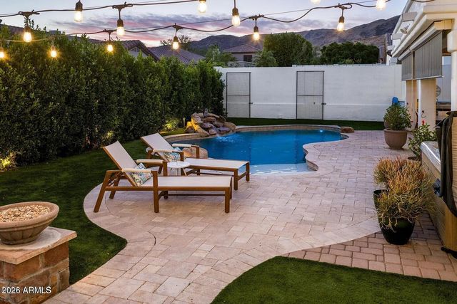 15426 S 4TH Avenue, Phoenix, AZ 85045