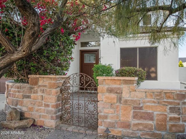 15426 S 4TH Avenue, Phoenix, AZ 85045