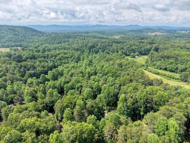 280 Fox Trot Lane, Murphy, NC 28906