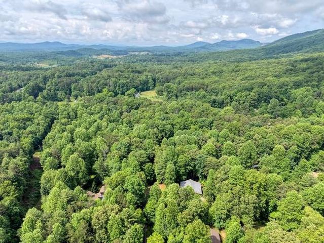 280 Fox Trot Lane, Murphy, NC 28906
