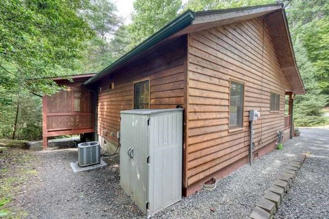280 Fox Trot Lane, Murphy, NC 28906