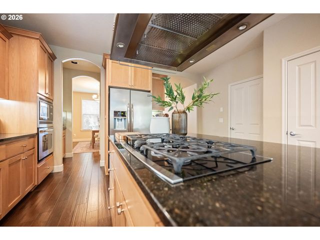 6508 Nw MCMULLEN Ave, Portland, OR 97229