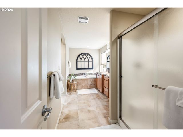 6508 Nw MCMULLEN Ave, Portland, OR 97229