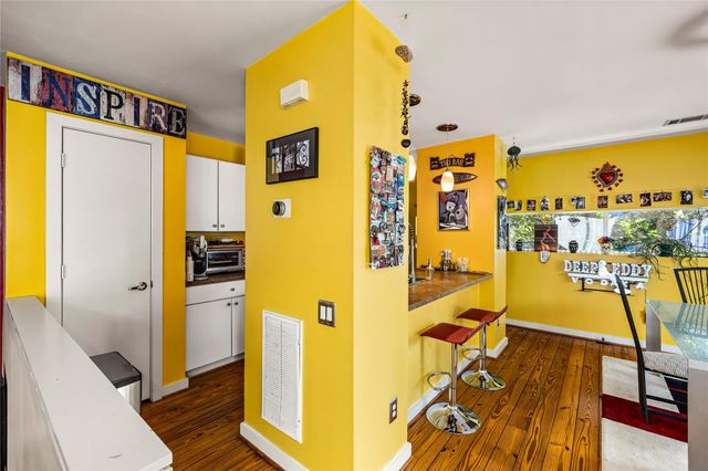 840 Robin Street, Houston, TX 77019