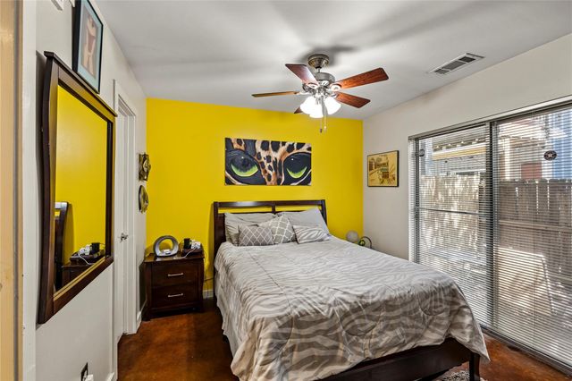 840 Robin Street, Houston, TX 77019