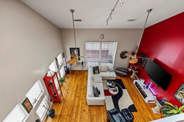 840 Robin Street, Houston, TX 77019