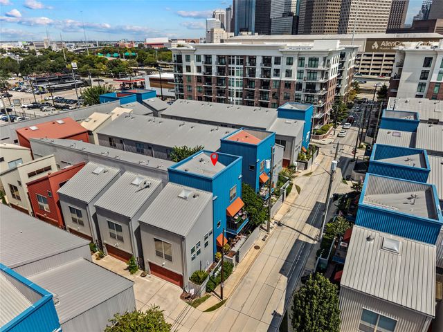 840 Robin Street, Houston, TX 77019