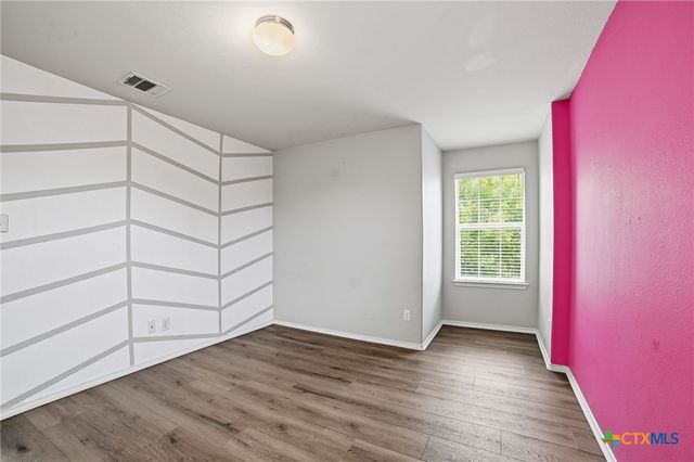 316 Housefinch Loop, Leander, TX 78641