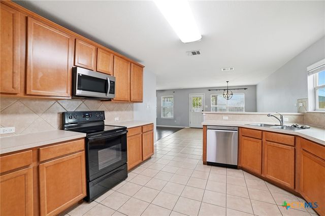 316 Housefinch Loop, Leander, TX 78641