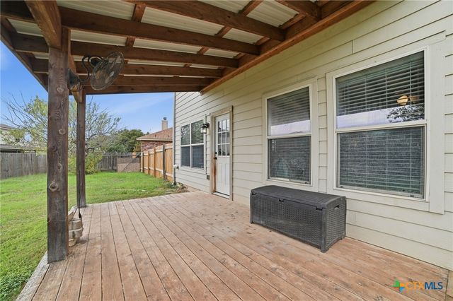 316 Housefinch Loop, Leander, TX 78641