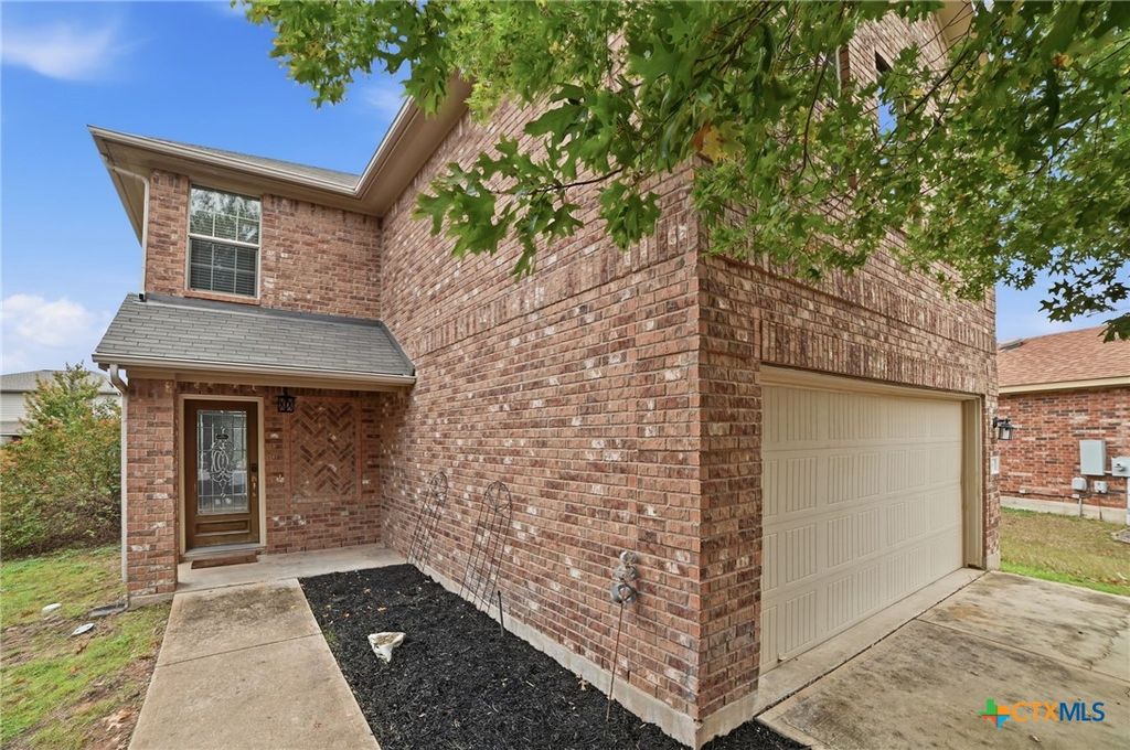 316 Housefinch Loop, Leander, TX 78641