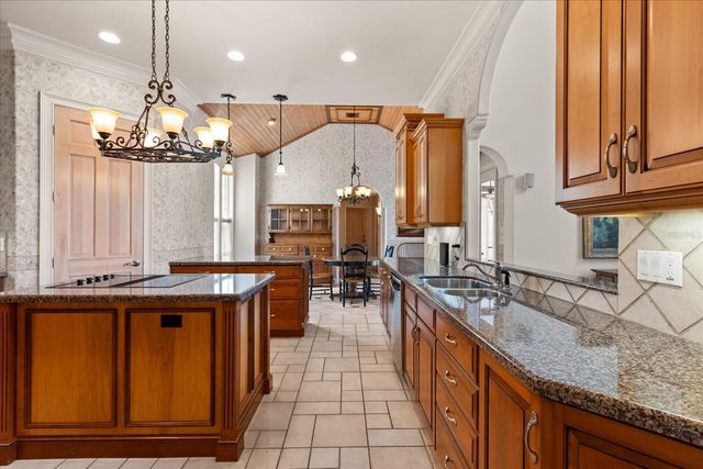 27 STONE GATE N, Longwood, FL 32779