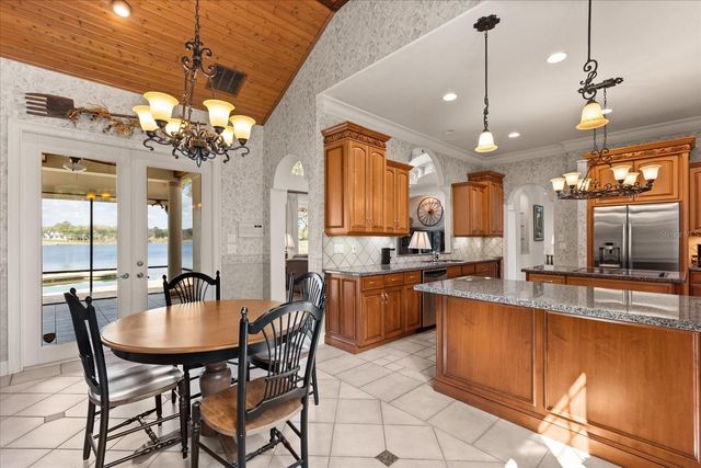 27 STONE GATE N, Longwood, FL 32779