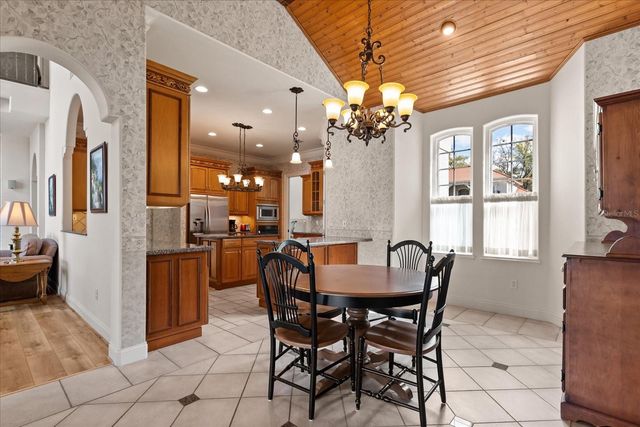 27 STONE GATE N, Longwood, FL 32779