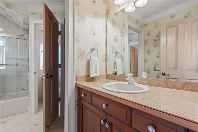 27 STONE GATE N, Longwood, FL 32779