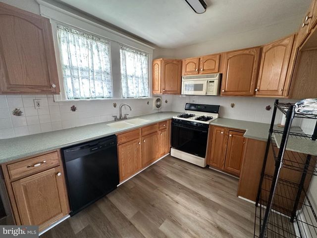 2419 HOLLIS RD, Havertown, PA 19083