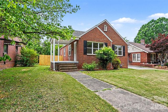 823 Lincolnton Road, Salisbury, NC 28144