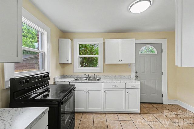 823 Lincolnton Road, Salisbury, NC 28144