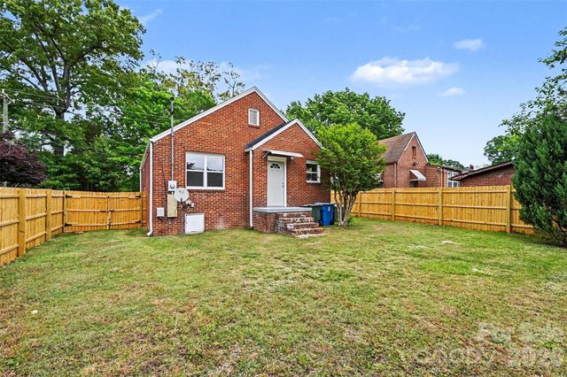 823 Lincolnton Road, Salisbury, NC 28144