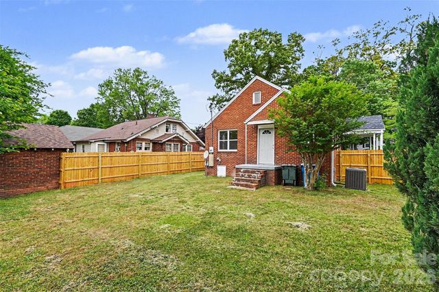 823 Lincolnton Road, Salisbury, NC 28144