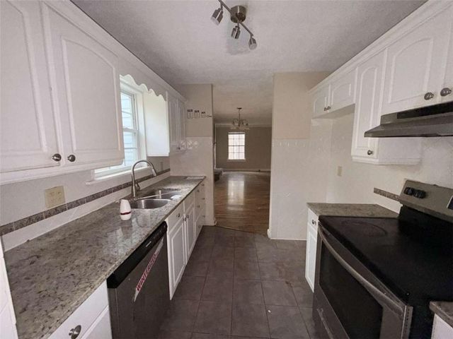 4629 South Woodlake SE Lane, Conyers, GA 30013