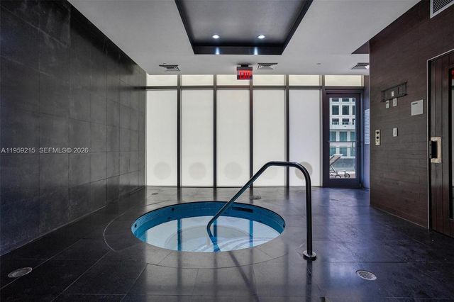 500 Brickell Ave 1903, Miami, FL 33131