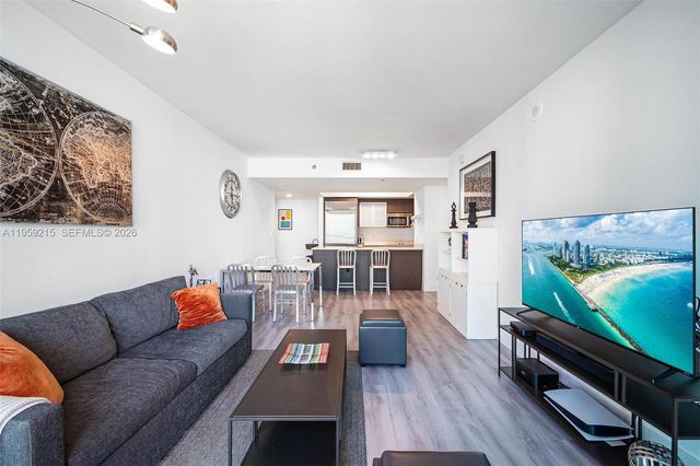 500 Brickell Ave 1903, Miami, FL 33131