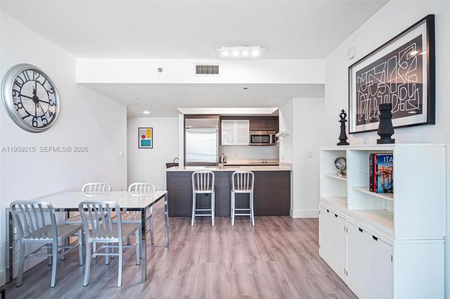 500 Brickell Ave 1903, Miami, FL 33131