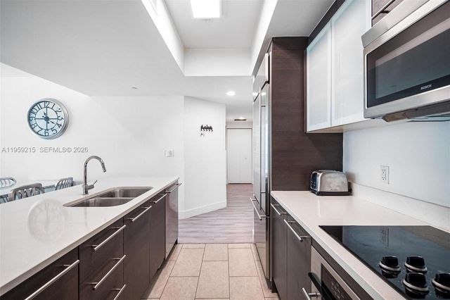 500 Brickell Ave 1903, Miami, FL 33131