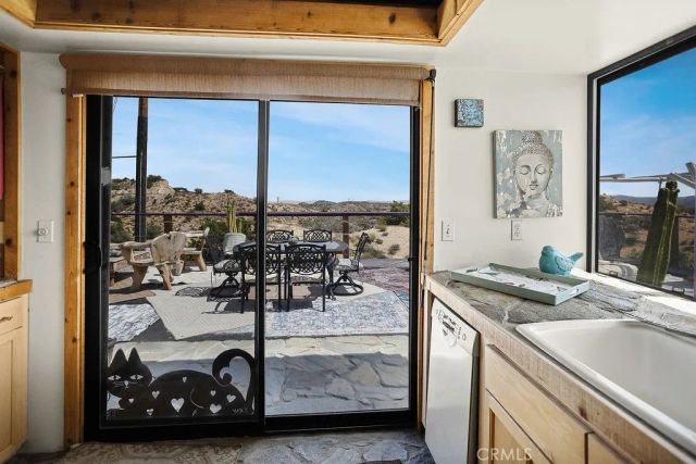 56564 Nelson Avenue, Yucca Valley, CA 92284