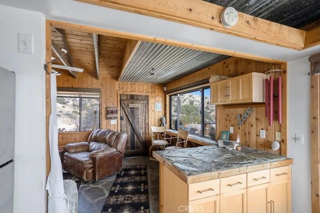 56564 Nelson Avenue, Yucca Valley, CA 92284