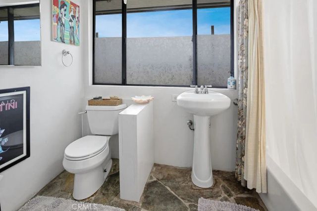 56564 Nelson Avenue, Yucca Valley, CA 92284