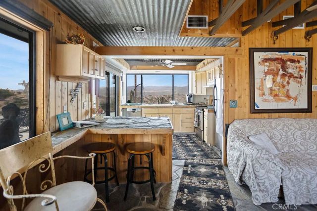 56564 Nelson Avenue, Yucca Valley, CA 92284