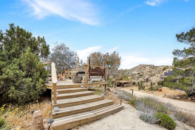 56564 Nelson Avenue, Yucca Valley, CA 92284