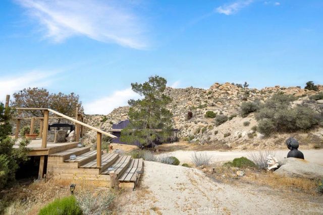 56564 Nelson Avenue, Yucca Valley, CA 92284