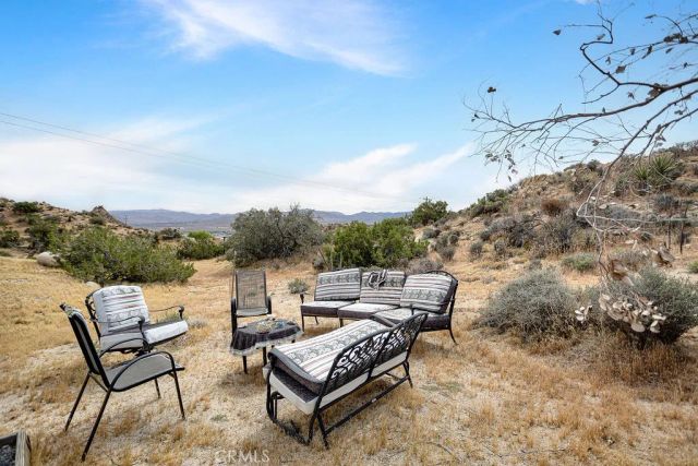 56564 Nelson Avenue, Yucca Valley, CA 92284