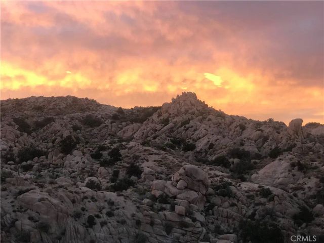 56564 Nelson Avenue, Yucca Valley, CA 92284