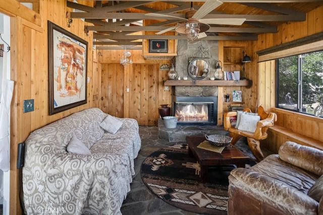 56564 Nelson Avenue, Yucca Valley, CA 92284