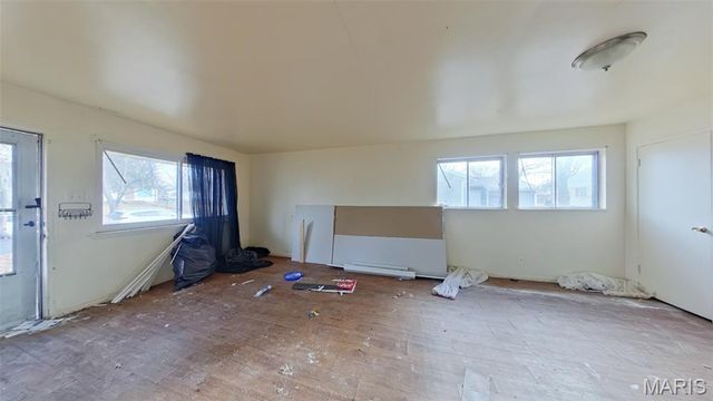 106 Monteith Circle, St Louis, MO 63137