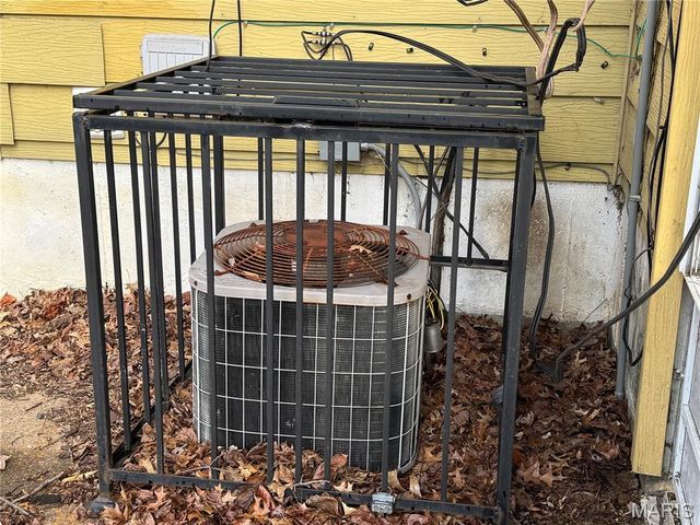 106 Monteith Circle, St Louis, MO 63137