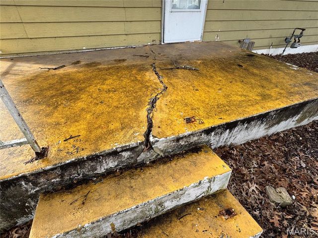 106 Monteith Circle, St Louis, MO 63137