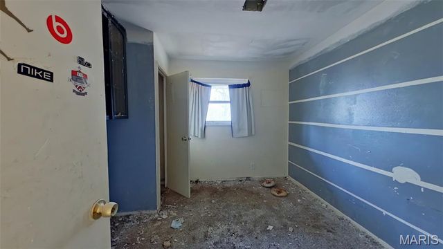 106 Monteith Circle, St Louis, MO 63137