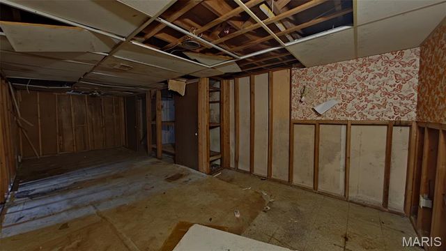 106 Monteith Circle, St Louis, MO 63137