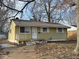 106 Monteith Circle, St Louis, MO 63137