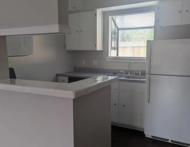 2405 west Slaughter LN, Austin, TX 78748