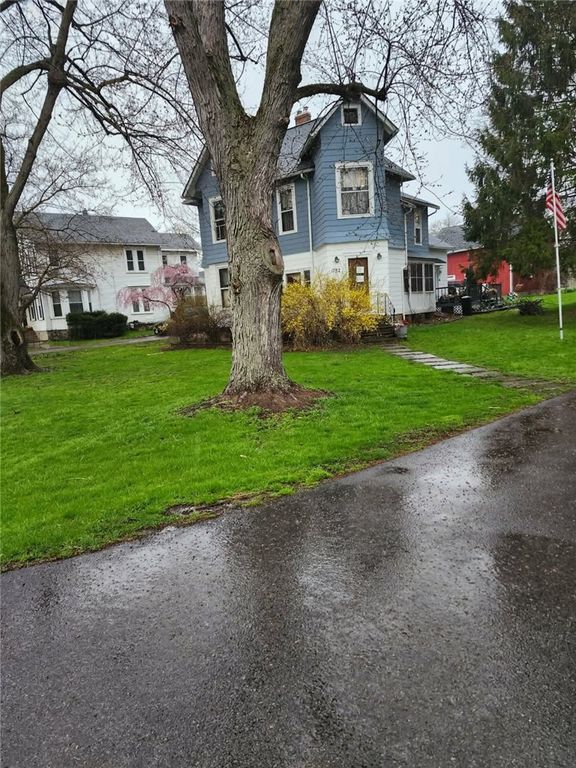 1782 Maple Avenue, Palmyra, NY 14522