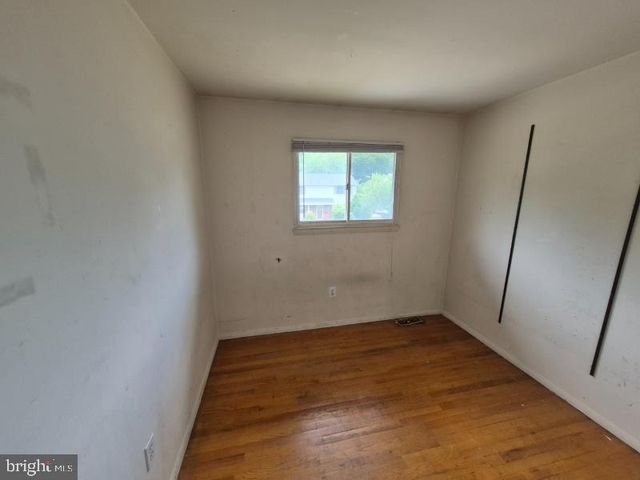 1206 BRANCH LN, Glen Burnie, MD 21061