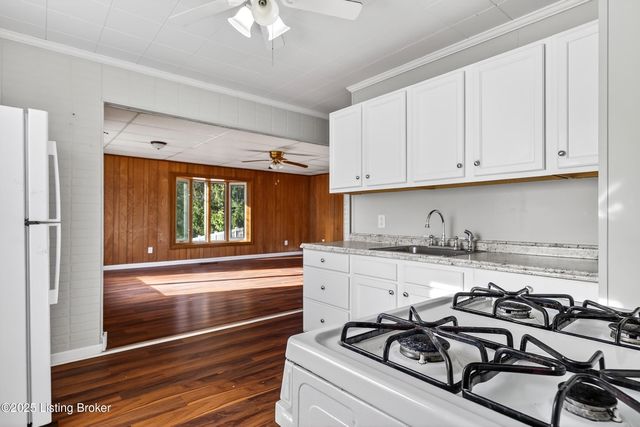 4710 Cliff Ave, Louisville, KY 40215