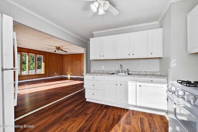 4710 Cliff Ave, Louisville, KY 40215